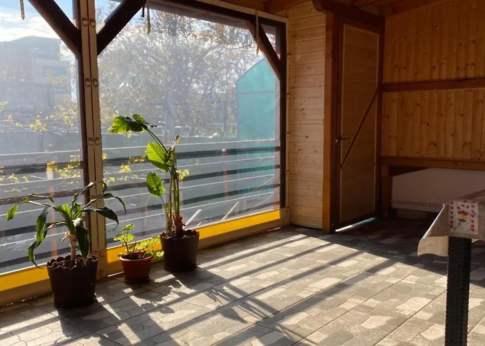 Casa Alex Nyaraló *